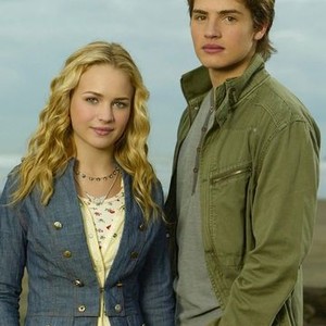 Avalon High (2010) photo 10