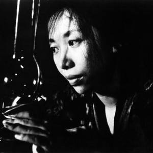 WOMAN IN THE DUNES, (aka SUNA NO ONNA), Kyoko Kishida, 1964.