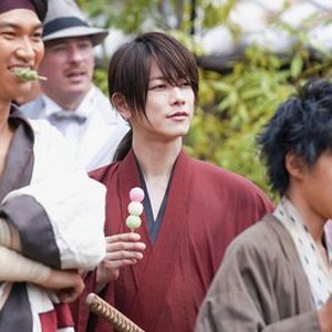 Movie Review: 'Rurouni Kenshin' is a hack and slash live-action treat