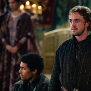 OPHELIA, FROM LEFT: DEVON TERRELL AS HORATIO, TOM FELTON AS LAERTES, 2018. PH: DUSAN MARTINICEK/© IFC FILMS