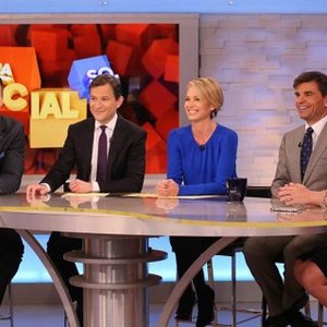 Good Morning America, from left: Tim Tebow, Dan Harris, Sara Haines, George Stephanopoulos, 11/03/1975, ©ABC