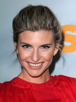 Varya bilan porno tomosha qiling