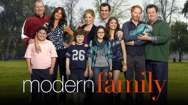 Modern family season discount 11 episode 17 putlocker