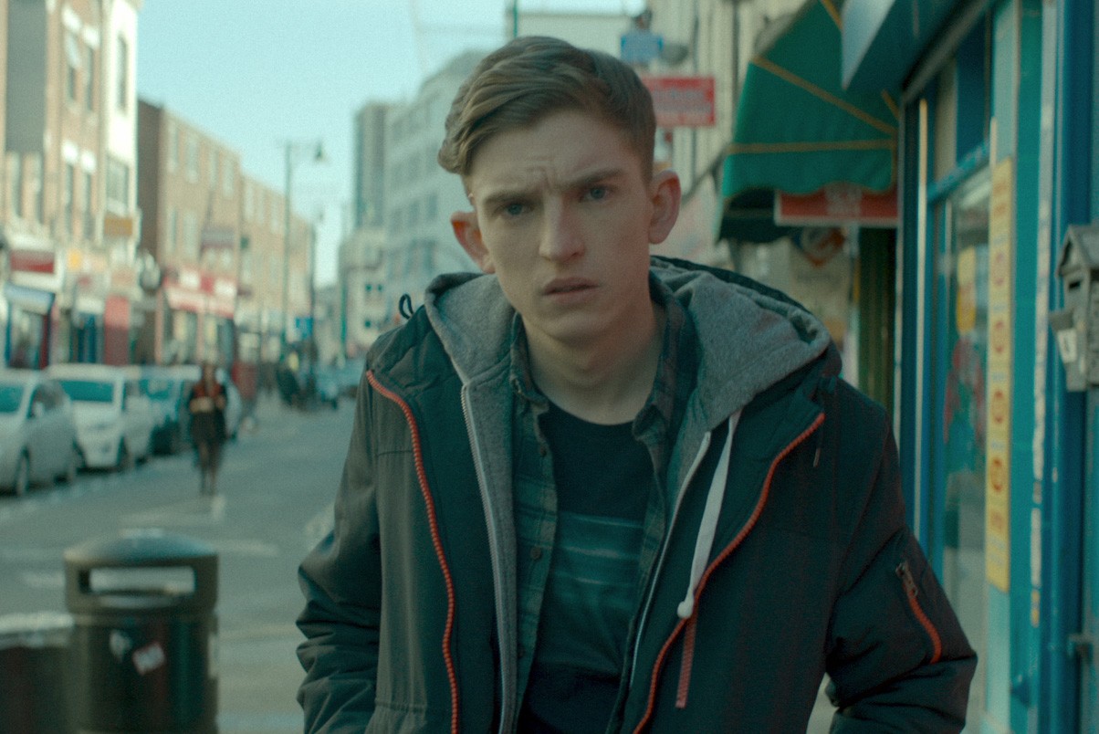 iBoy - Movie Reviews