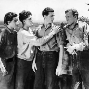 JUNIOR ARMY, from left, Bobby Jordan, Billy Halop, Freddie Bartholomew, Huntz Hall, 1942