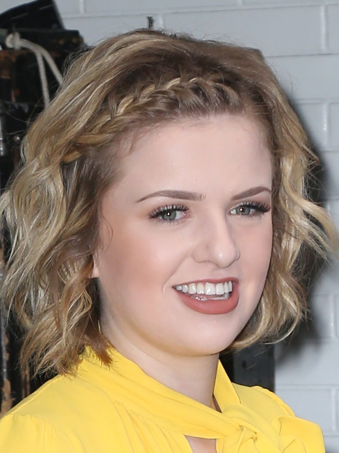 Maddie Poppe Pictures | Rotten Tomatoes