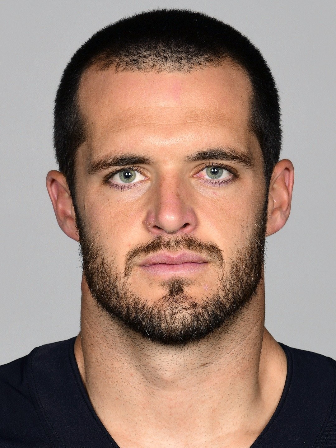 Derek Carr Pictures | Rotten Tomatoes