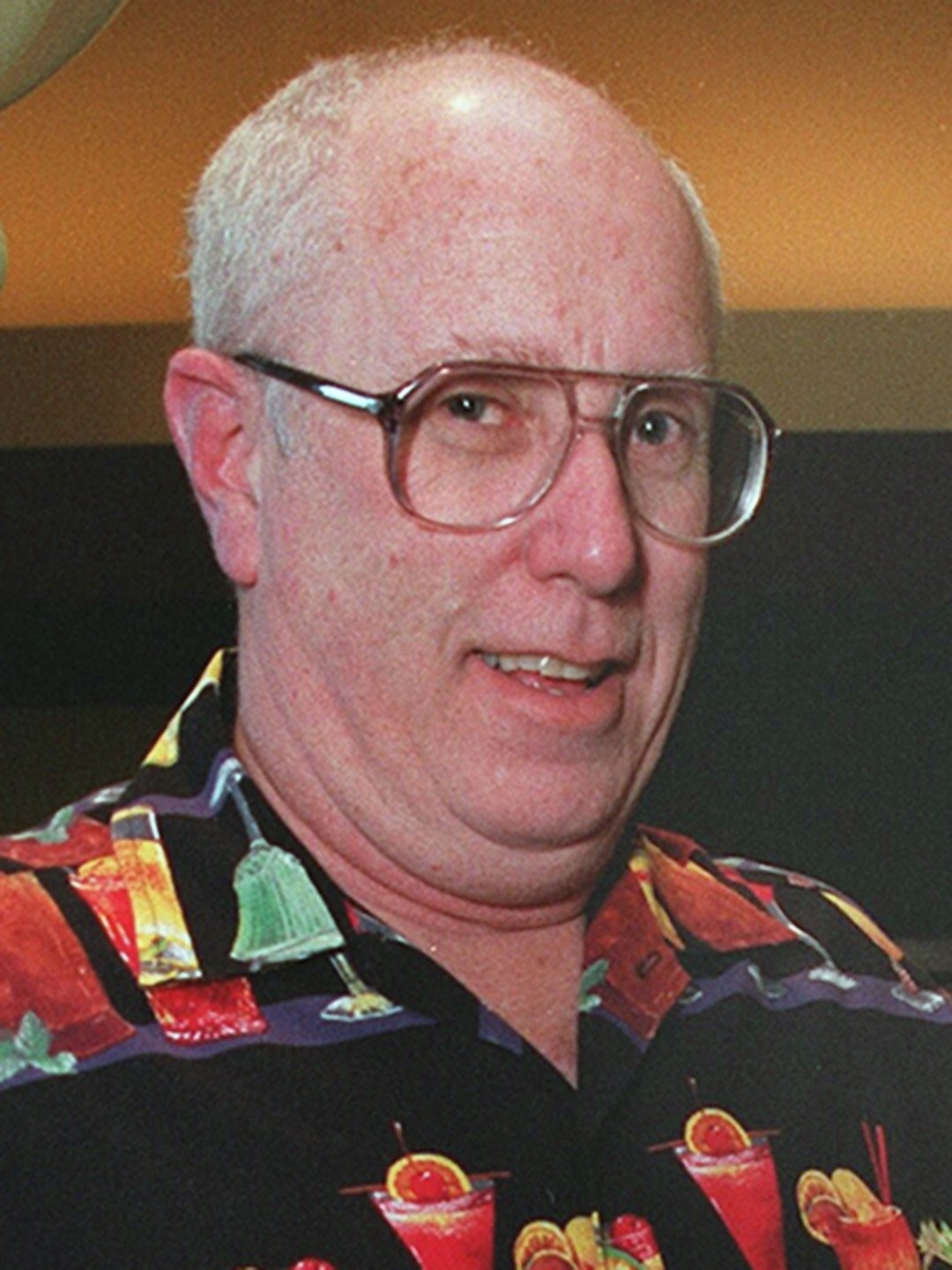 Thom Eberhardt Pictures | Rotten Tomatoes
