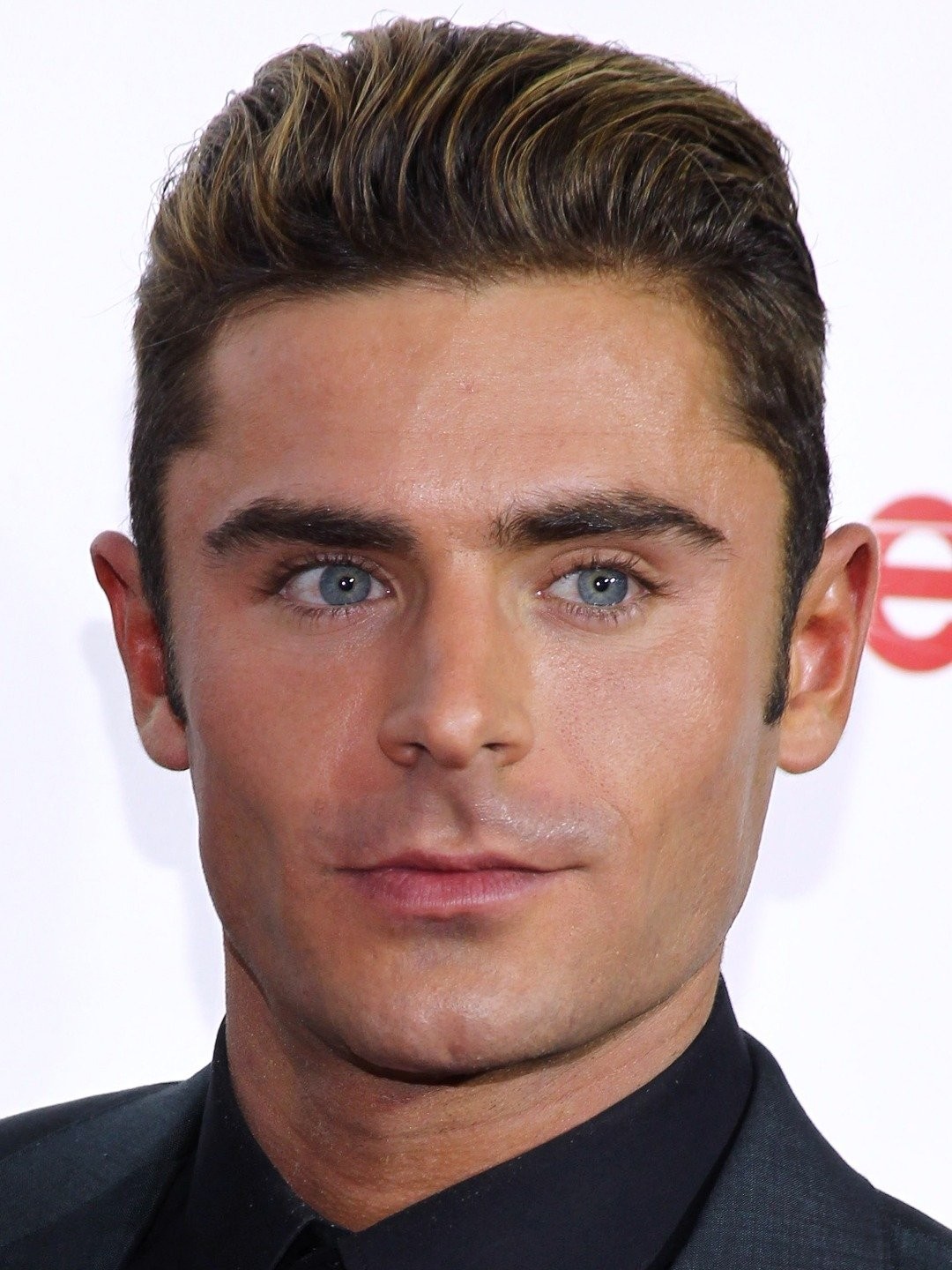 Down to Earth with Zac Efron - Wikipedia