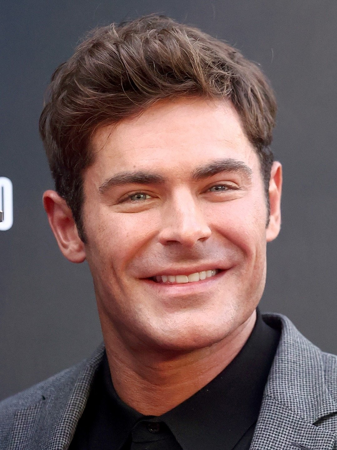 Zac Efron Will Star in 'Neighbors 2′!, Casting, Movies, Zac Efron