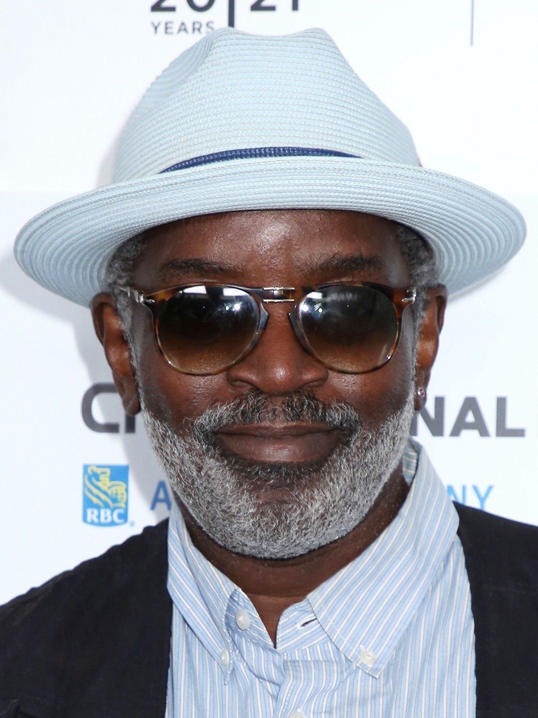 fab 5 freddy wife - Ilustrasi 3