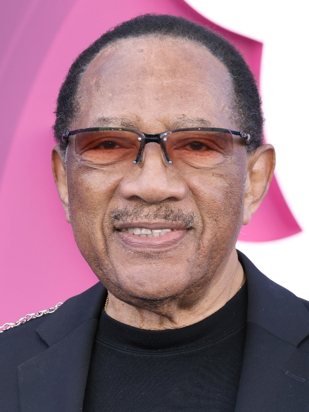 Dr. Bobby Jones Pictures | Rotten Tomatoes