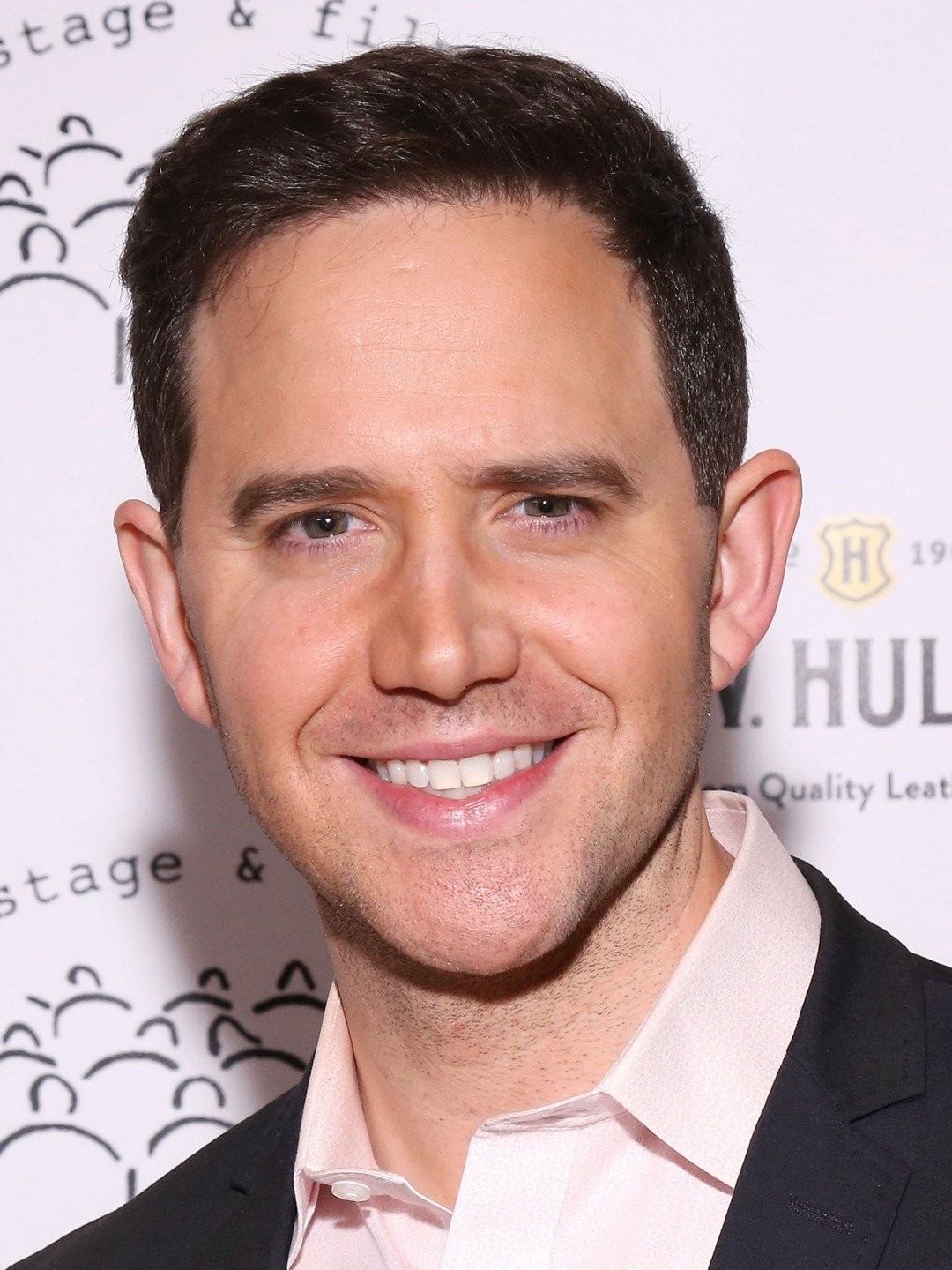 Frozen Star Santino Fontana Starring in Crazy Ex-Girlfriend