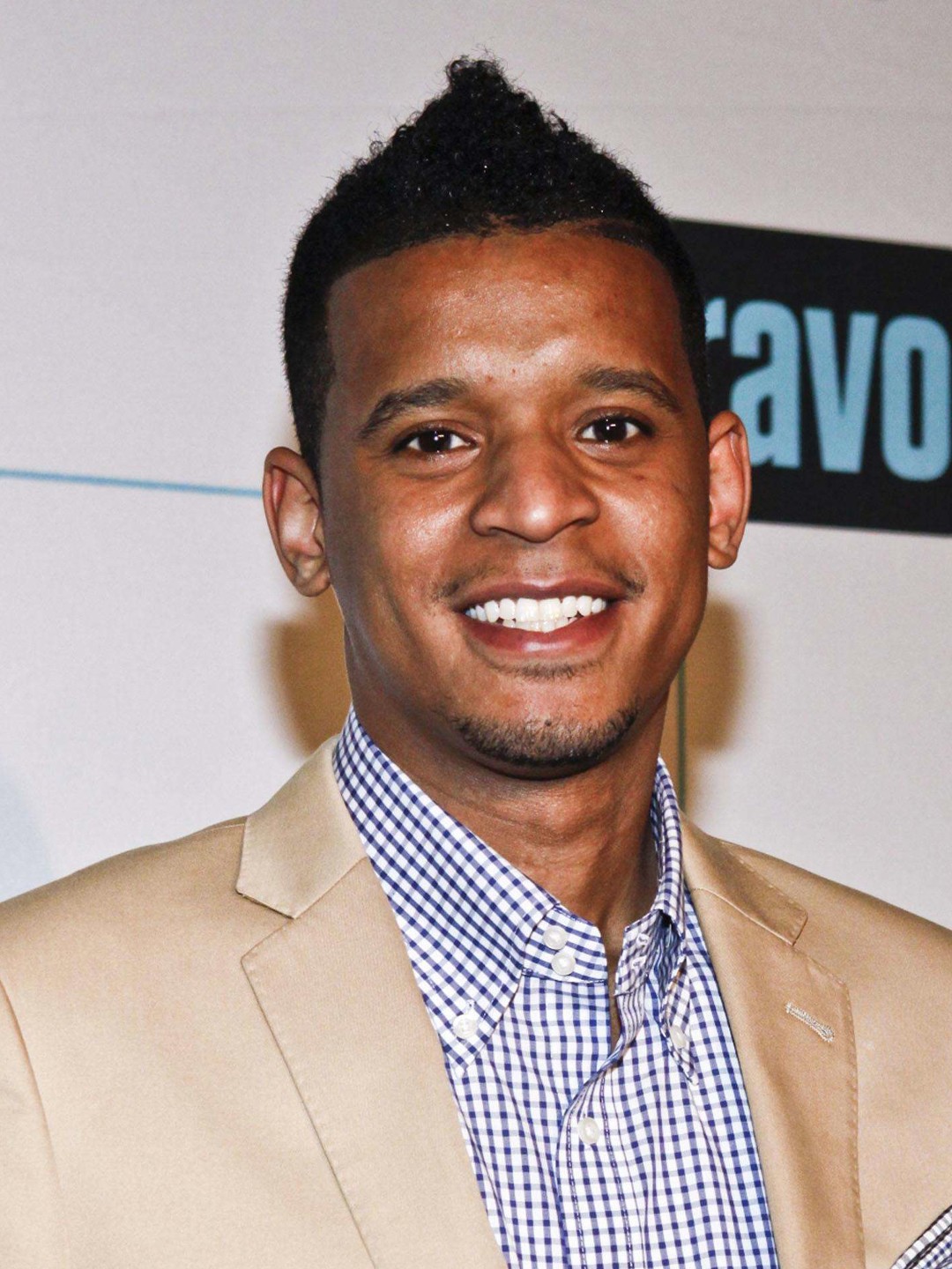 Roblé Ali Pictures | Rotten Tomatoes