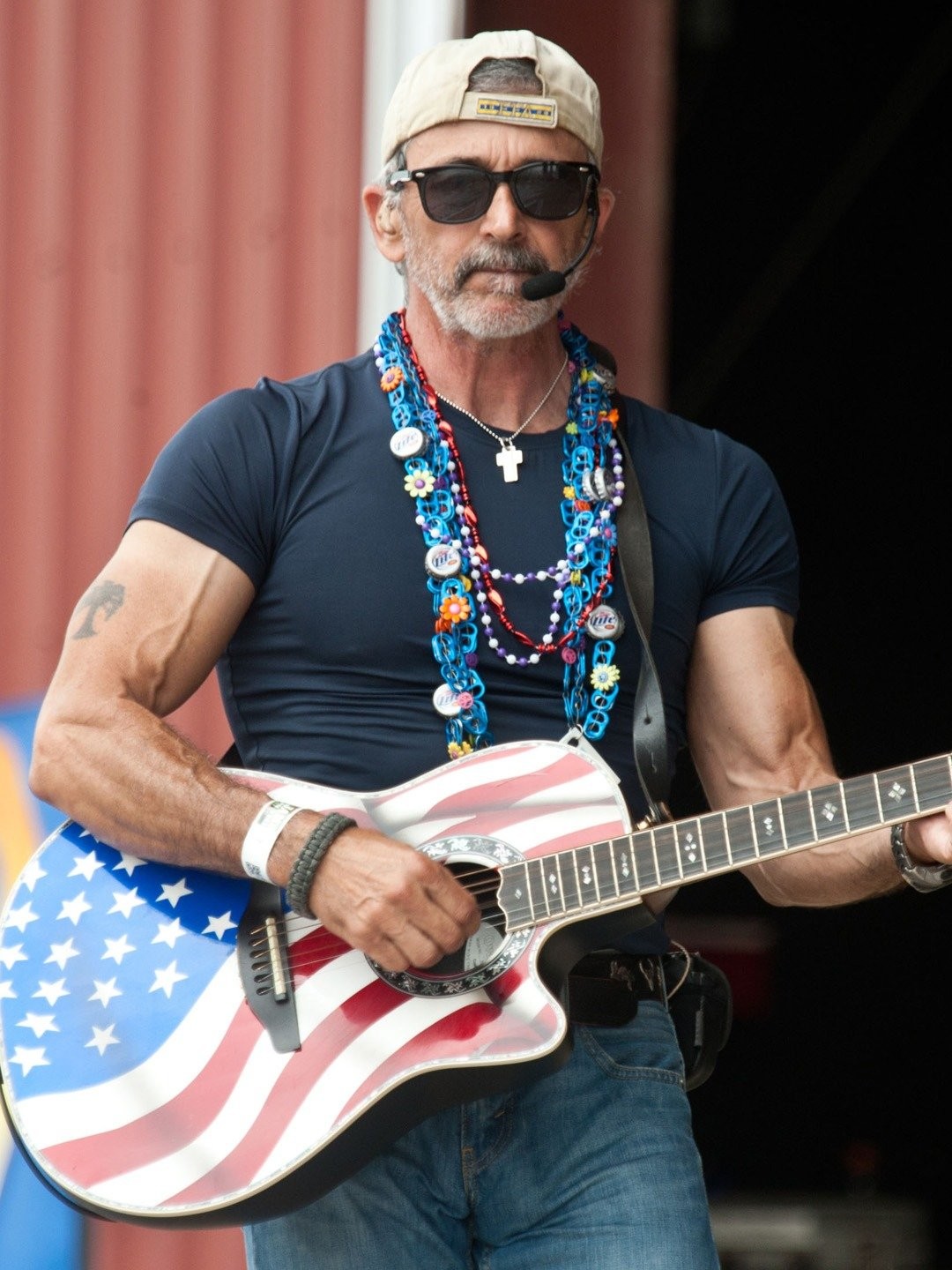 Aaron Tippin Pictures - Rotten Tomatoes