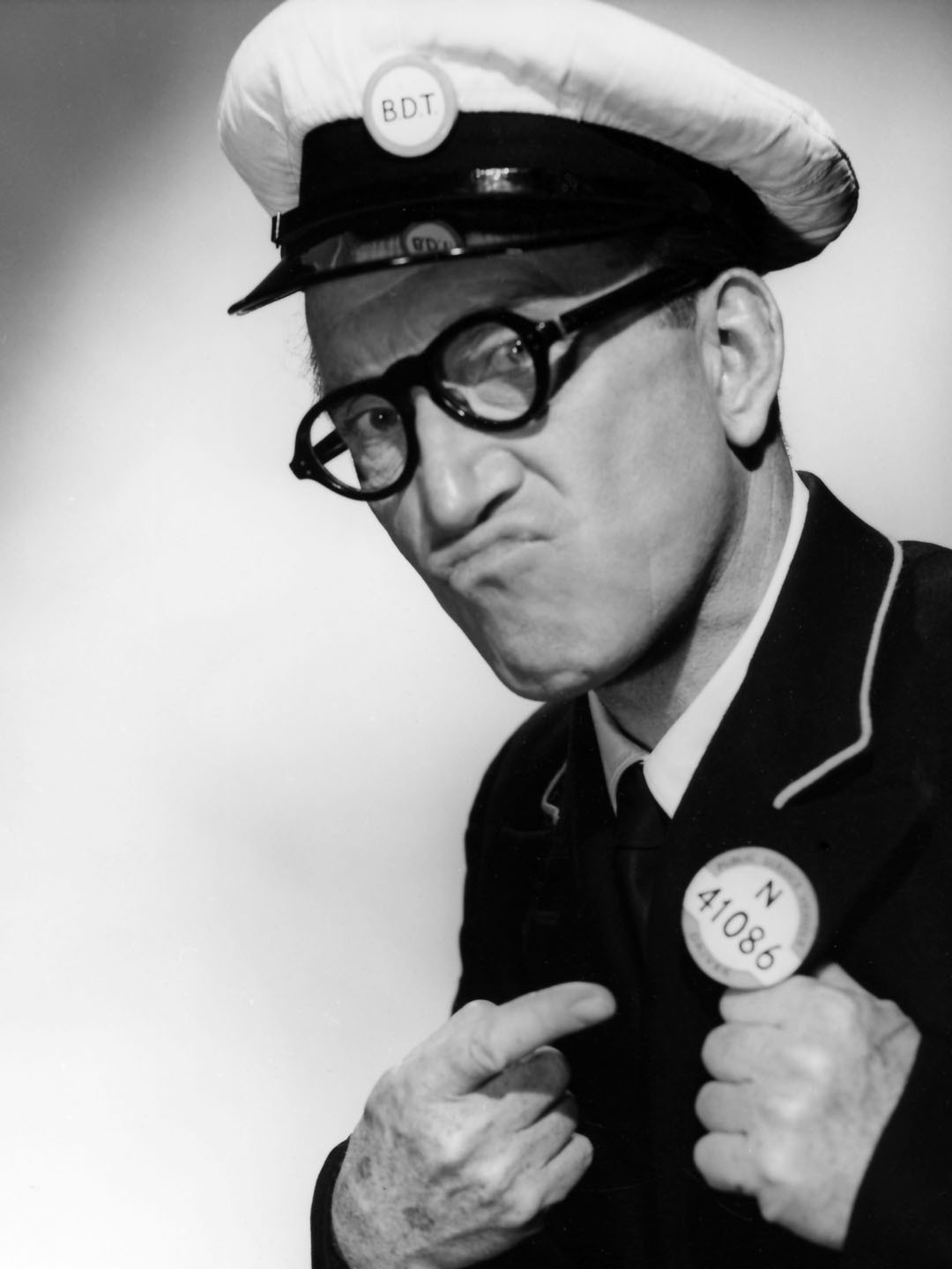 Arthur Askey Pictures | Rotten Tomatoes