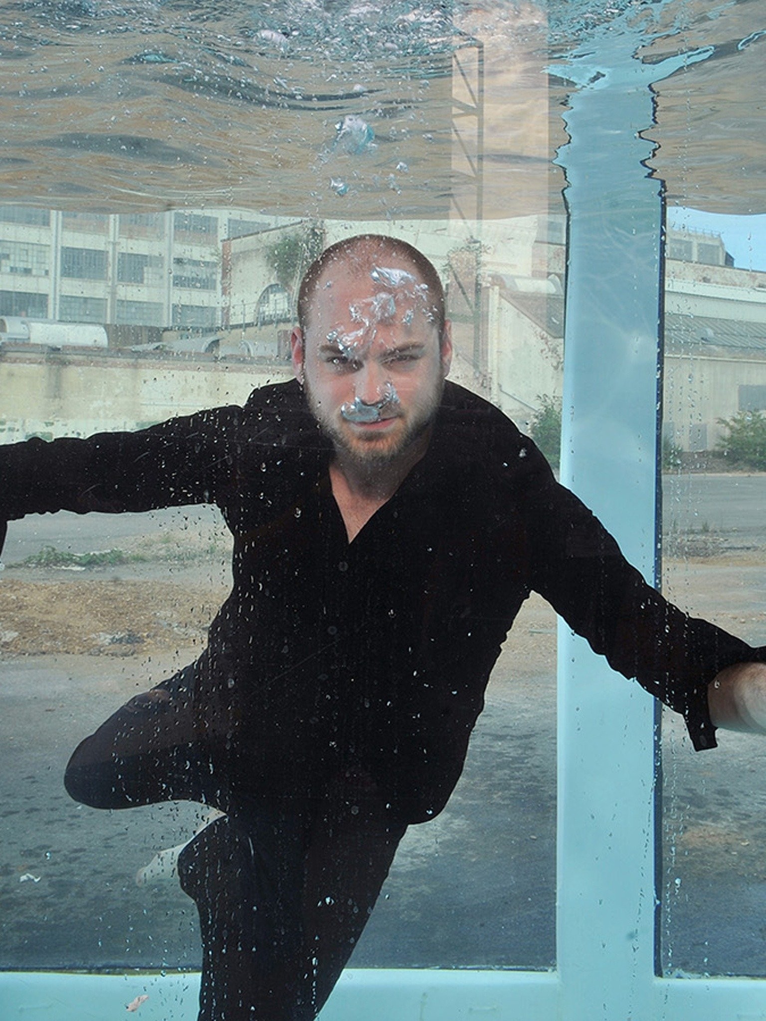 Underwater Escape Pictures Rotten Tomatoes