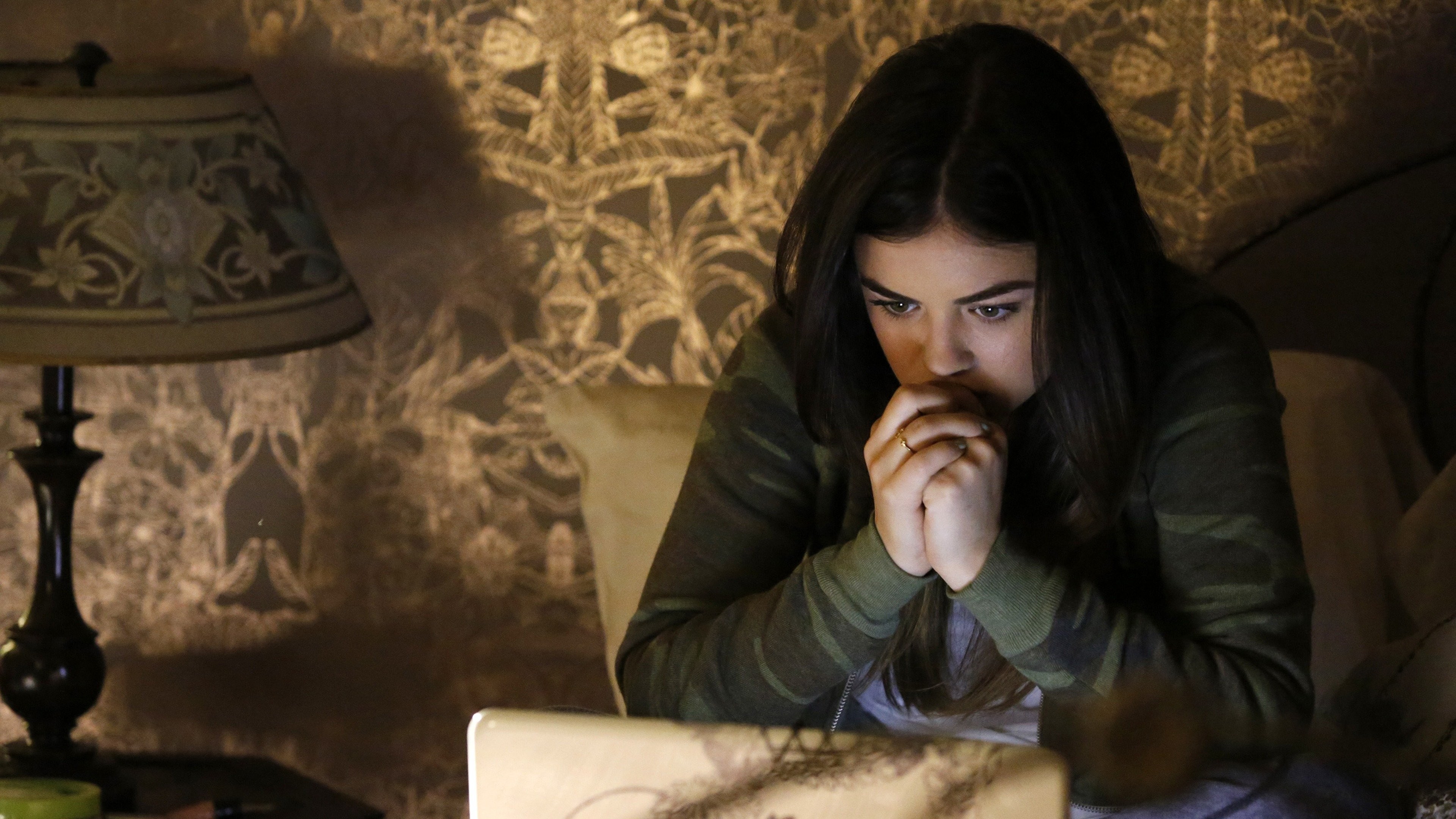 Pretty Little Liars: Season 5, Episode 4 - Rotten Tomatoes