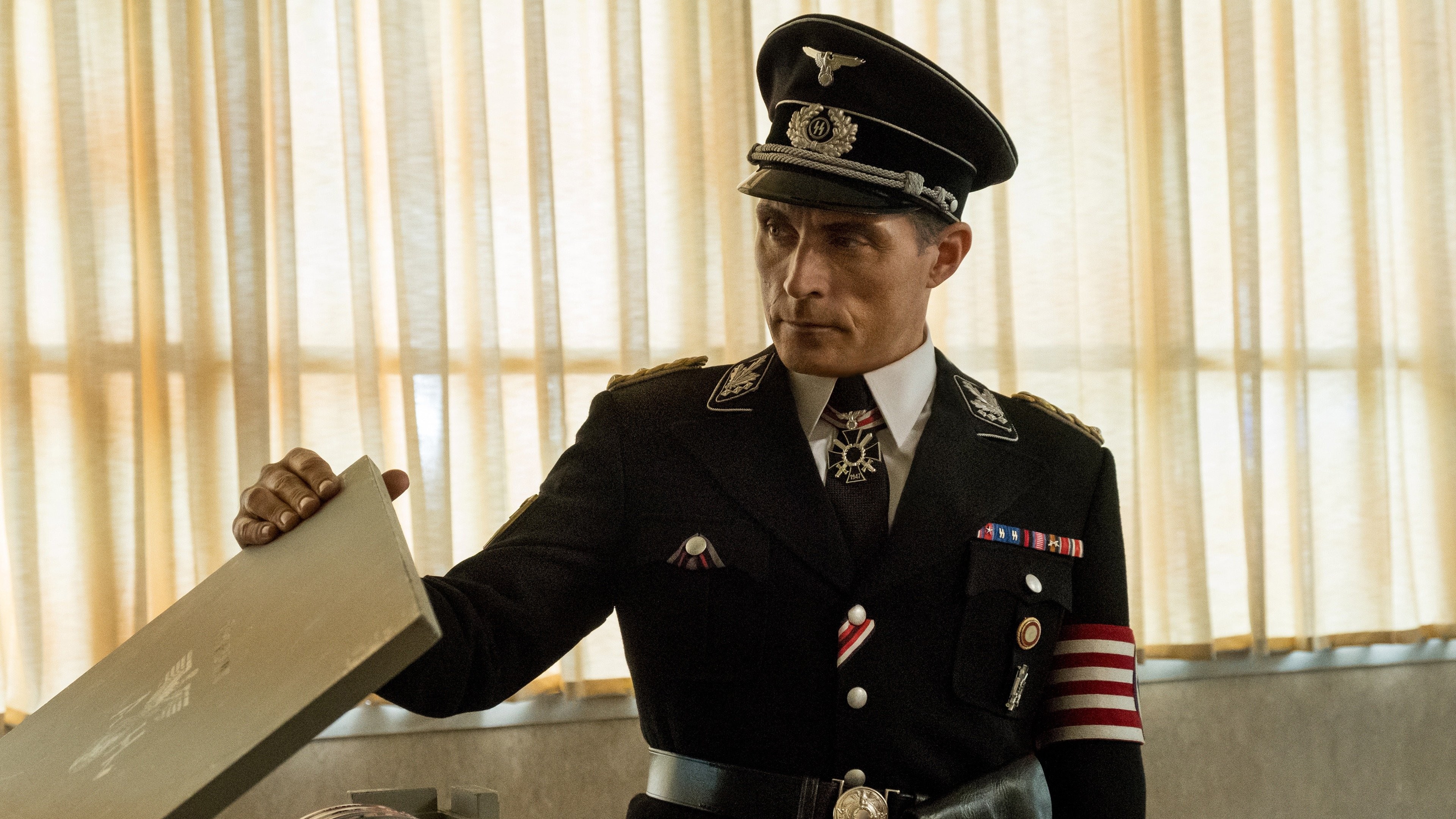 The Man in the High Castle Pictures - Rotten Tomatoes