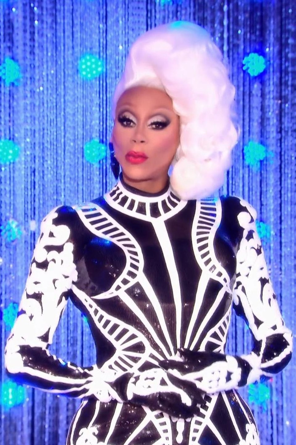 Rupaul season 10 hot sale episode 1