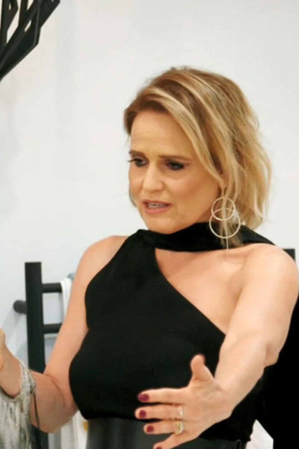 Bathroom Reveals Pictures Rotten Tomatoes