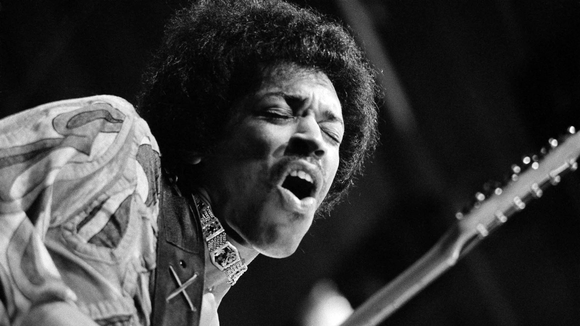激安買うなら Blue Wild Angel: Jimi Hendrix Live At The Isle Of ...
