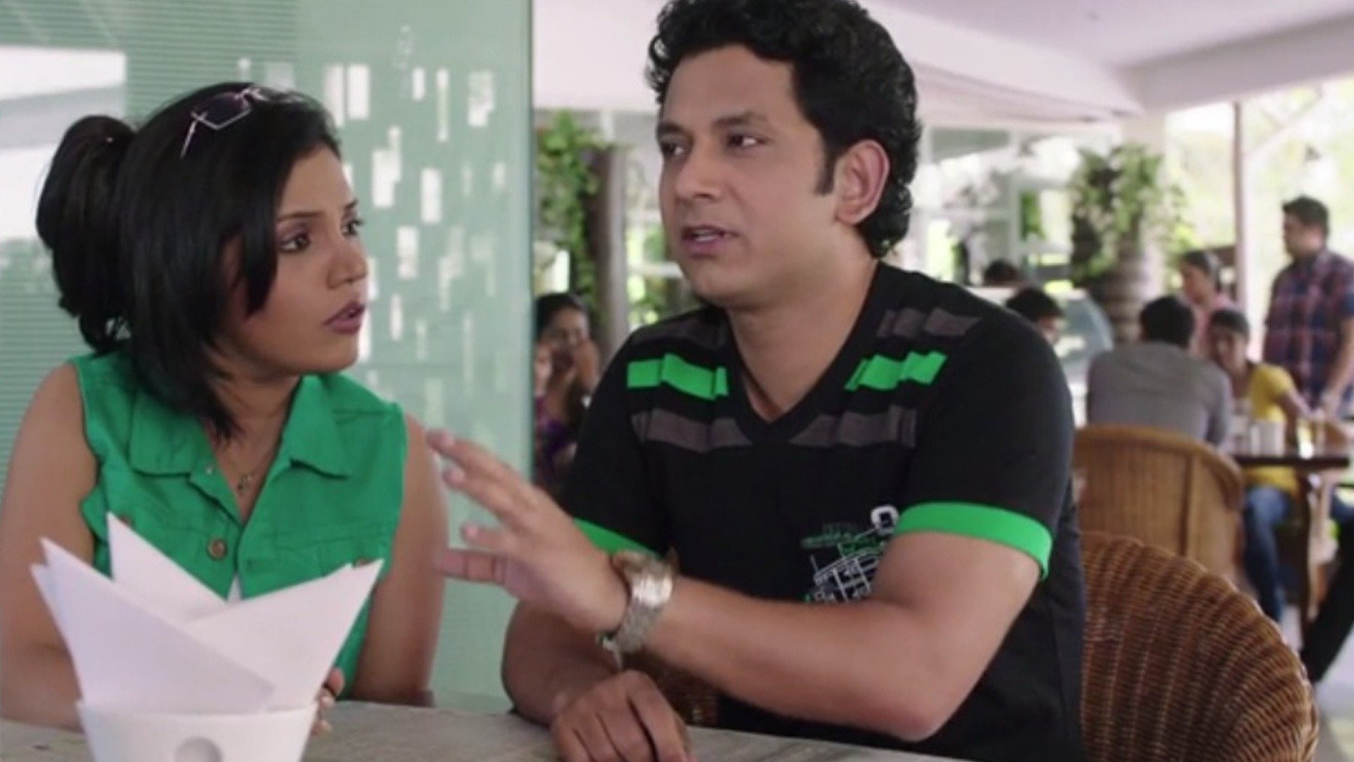 mukta barve in lagna pahave karun