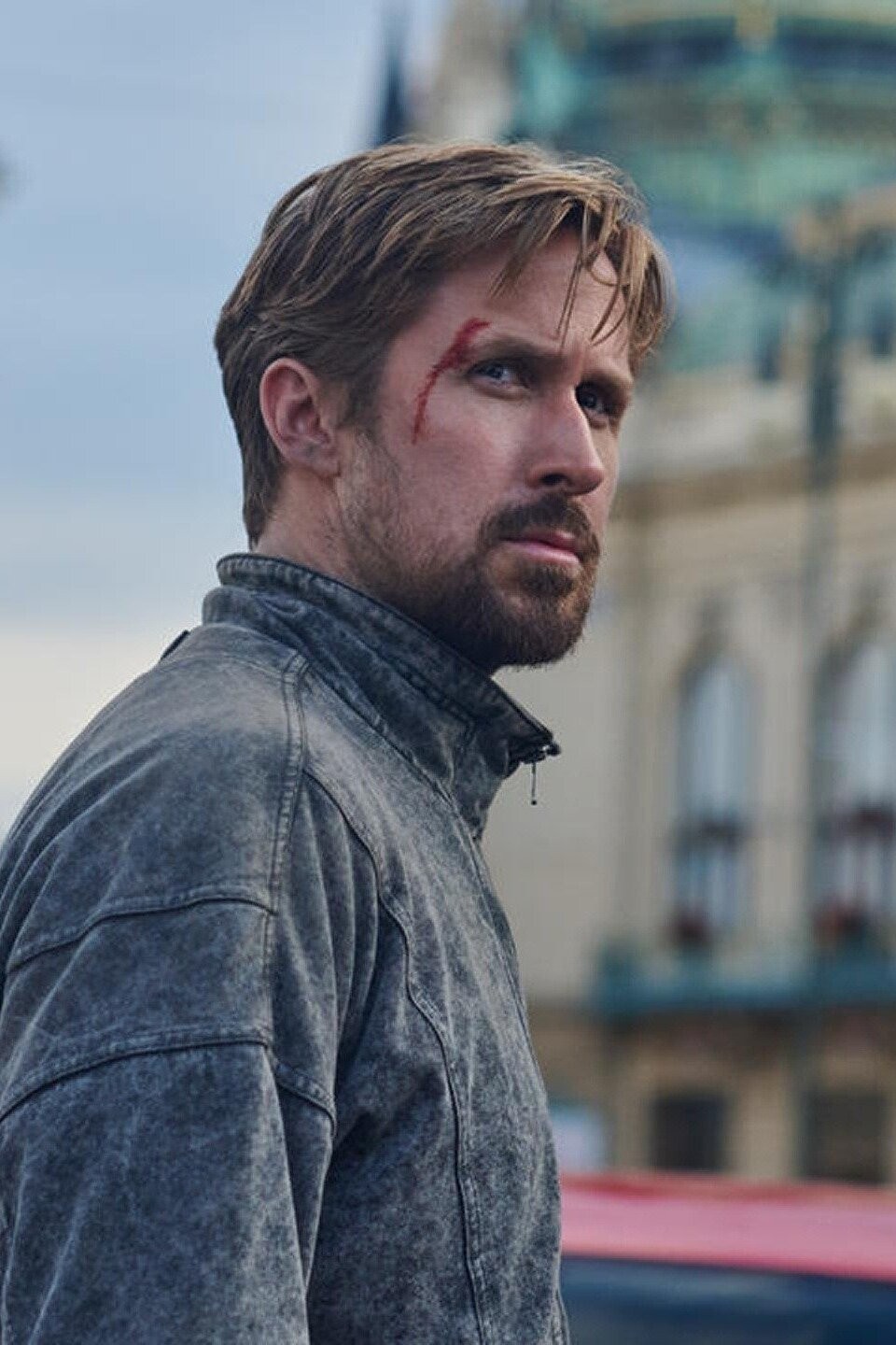 The Gray Man First Reviews: Ryan Gosling and Chris Evans Elevate an  Action-Heavy Blockbuster