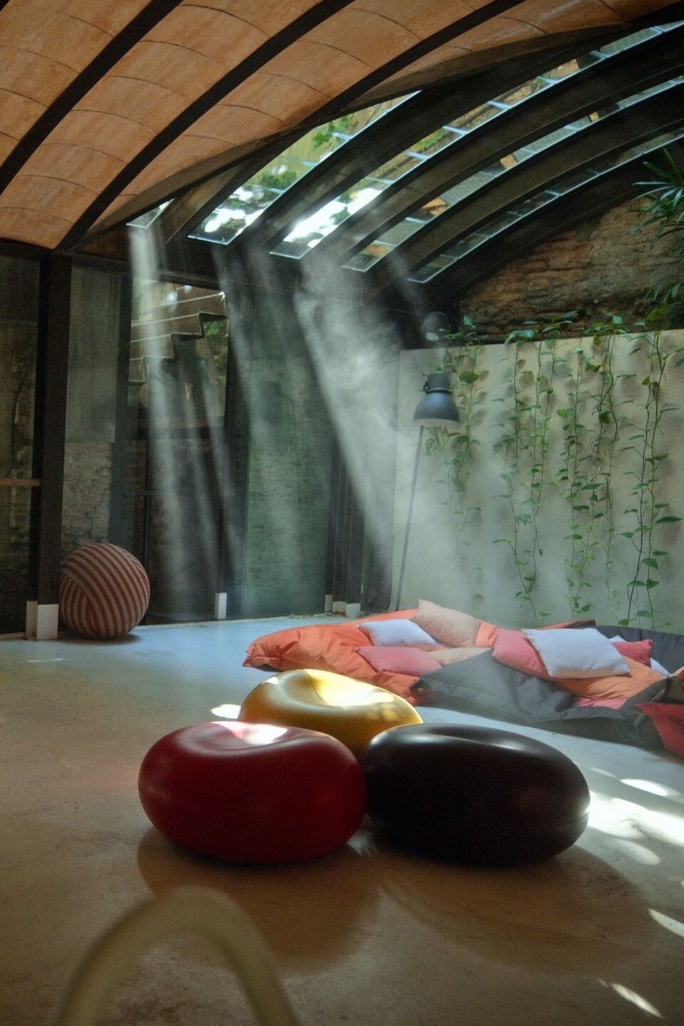 Barcelona Bene's House Pictures Rotten Tomatoes