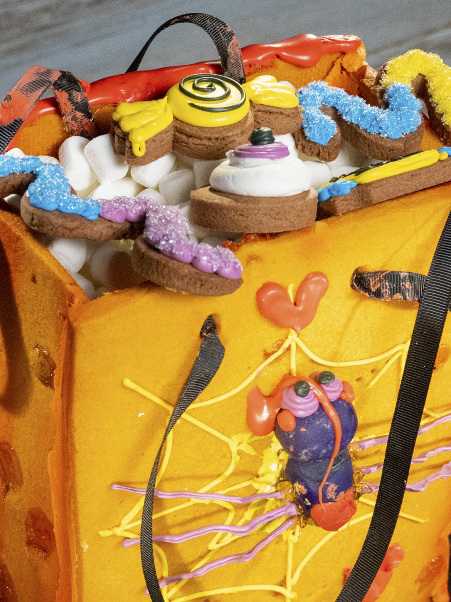 The Fantastic Fondante and Funhouse Hall of Mirrors Pictures Rotten