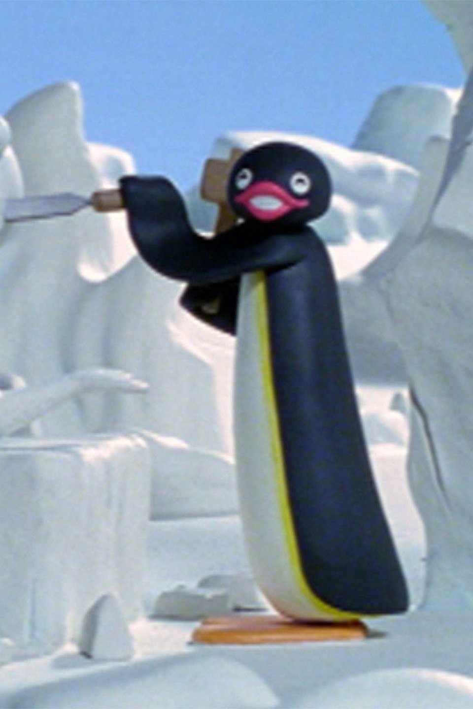 Pingu's Ice Sculpture Pictures | Rotten Tomatoes