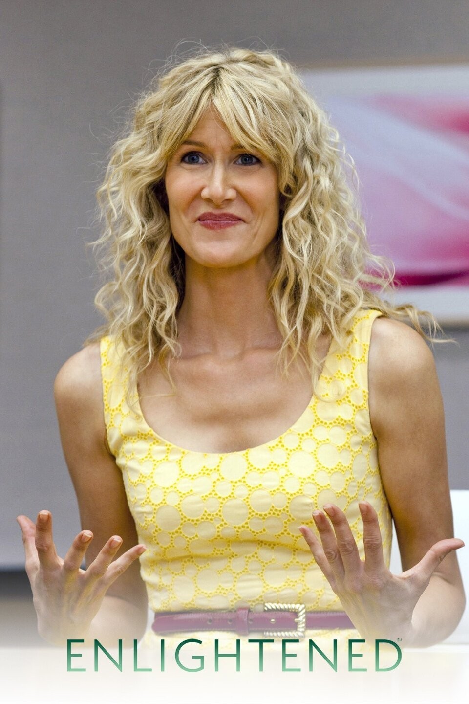 The White Lotus Is A Reminder To Watch This 13-Year-Old Comedy Drama With  88% On Rotten Tomatoes, image size:960x1440