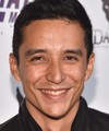 Гэбриел луна. Gabriel Luna. Габриэль Луна фото. Гэбриел Луна рост. Гэбриел Луна с женой.