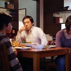TOKYO SONATA, from left: Kyoko Koizumi, Kai Inowaki, Teruyuki Kagawa, Yu Koyanagi, 2008. ©PiX