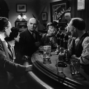 SEVEN DAYS TO NOON, facing front from left: Barry Jones, Olive Sloane, 1950, sdtn1950mt-fsct04, Photo by: (sdtn1950mt-fsct04)