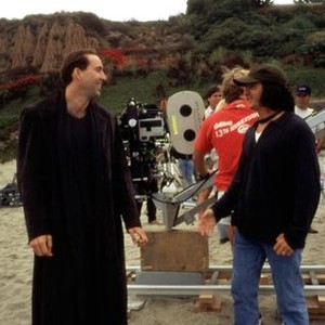 CITY OF ANGELS, Nicolas Cage, director Brad Silberling on location, 1998