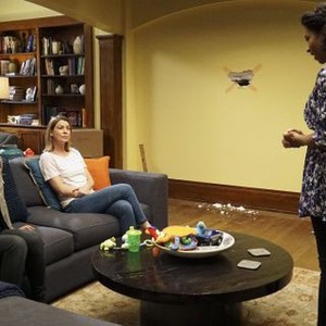 Grey's Anatomy, Caterina Scorsone (L), Ellen Pompeo (R), 'Sledgehammer', Season 12, Ep. #1, 09/24/2015, ©ABC