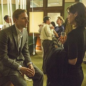 Masters of Sex (season 2, episode 2): Teddy Sears as Dr. Austin Langham and Lizzy Caplan as Virginia Johnson