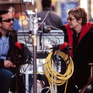 KATE AND LEOPOLD, director James Mangold, producer Kathy Conrad on set, 2001, (c) Miramax