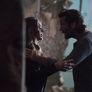 The 100, Paige Turco (L), Henry Ian Cusick (R), 'Join or Die', Season 3, Ep. #13, 04/28/2016, ©KSITE