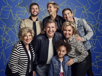 Chrisley knows best season 8 watch online shop