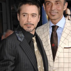 Robert Downey Jr., Shaun Taub at arrivals for IRON MAN Premiere, Grauman''s Chinese Theatre, Los Angeles, CA, April 30, 2008. Photo by: Michael Germana/Everett Collection