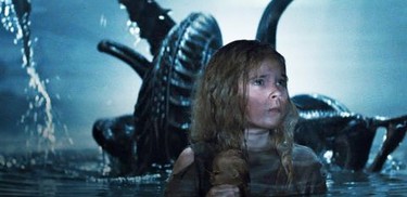 Rotten Tomatoes - Which rotten alien movie is the WORST? - Mac and