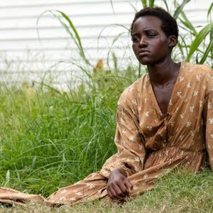 12 YEARS A SLAVE, Lupita Nyong'o, 2013. ph: Francois Duhamel/TM and Copyright ©Fox Searchlight Pictures. All rights reserved.