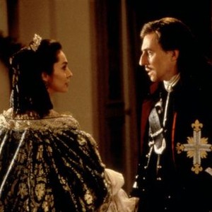 THE MAN IN THE IRON MASK, Anne Parillaud, Gabriel Byrne, 1998, (c)United Artists