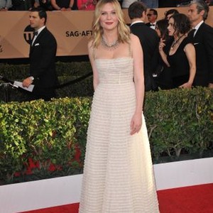 Kirsten Dunst at arrivals for 23rd Annual Screen Actors Guild Awards, Presented by SAG AFTRA - ARRIVALS 3, Shrine Exposition Center, Los Angeles, CA January 29, 2017. Photo By: Elizabeth Goodenough/Everett Collection