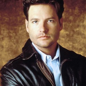 Dale Midkiff as Capt. Darien Lambert