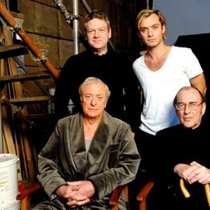 SLEUTH, (clockwise from top left): director Kenneth Branagh, Jude Law, writer Harold Pinter, Michael Caine, on set, 2007, (c)Sony Pictures Classics