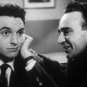 CARRY ON SERGEANT, Bob Monkhouse, Kenneth Connor, 1958