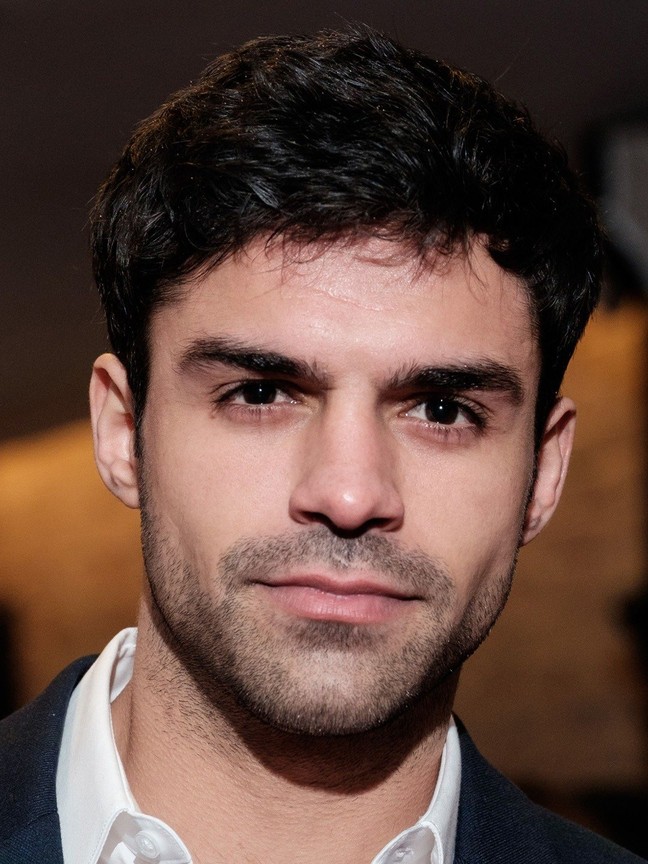 shalem as sean teale